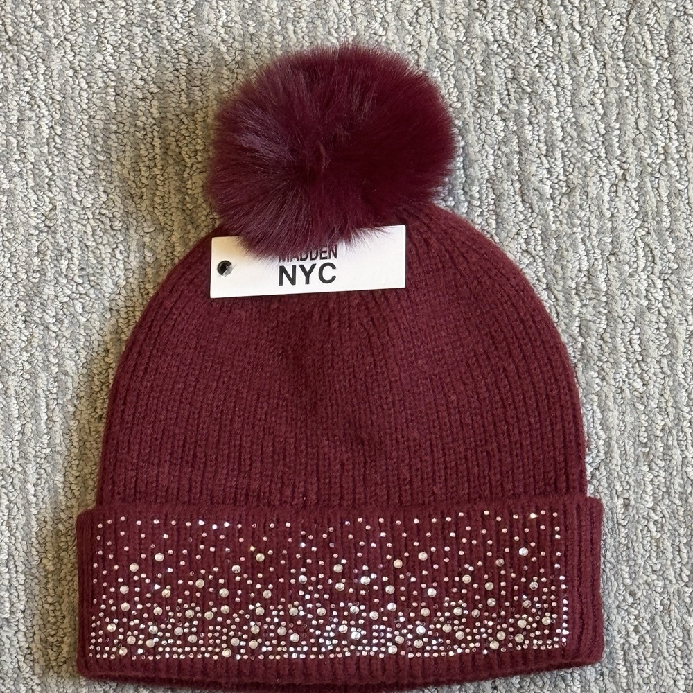 Madden NYC Beanie Faux‎ Fur Pom Pom Burgundy One Size Winter Hat NWT Women's